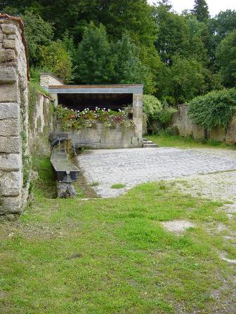 Cervizy, lavoir à impluvium